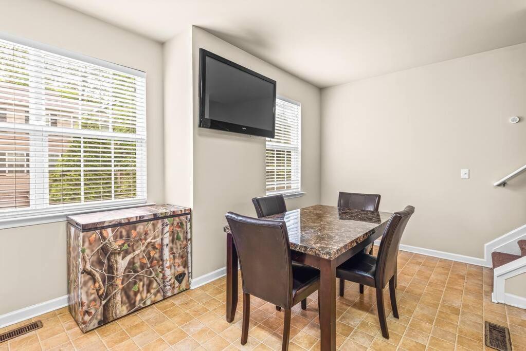 Charming Multilevel 4 Bedroom Townhouse Atlanta Esterno foto